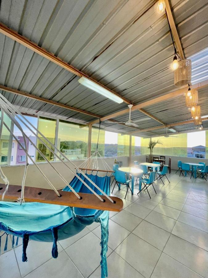 Reef Hostel Manta Exterior photo
